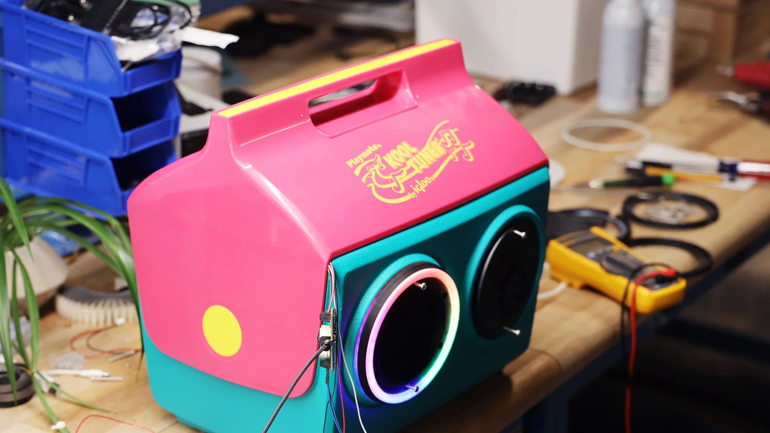 Bottomless Cooler detail