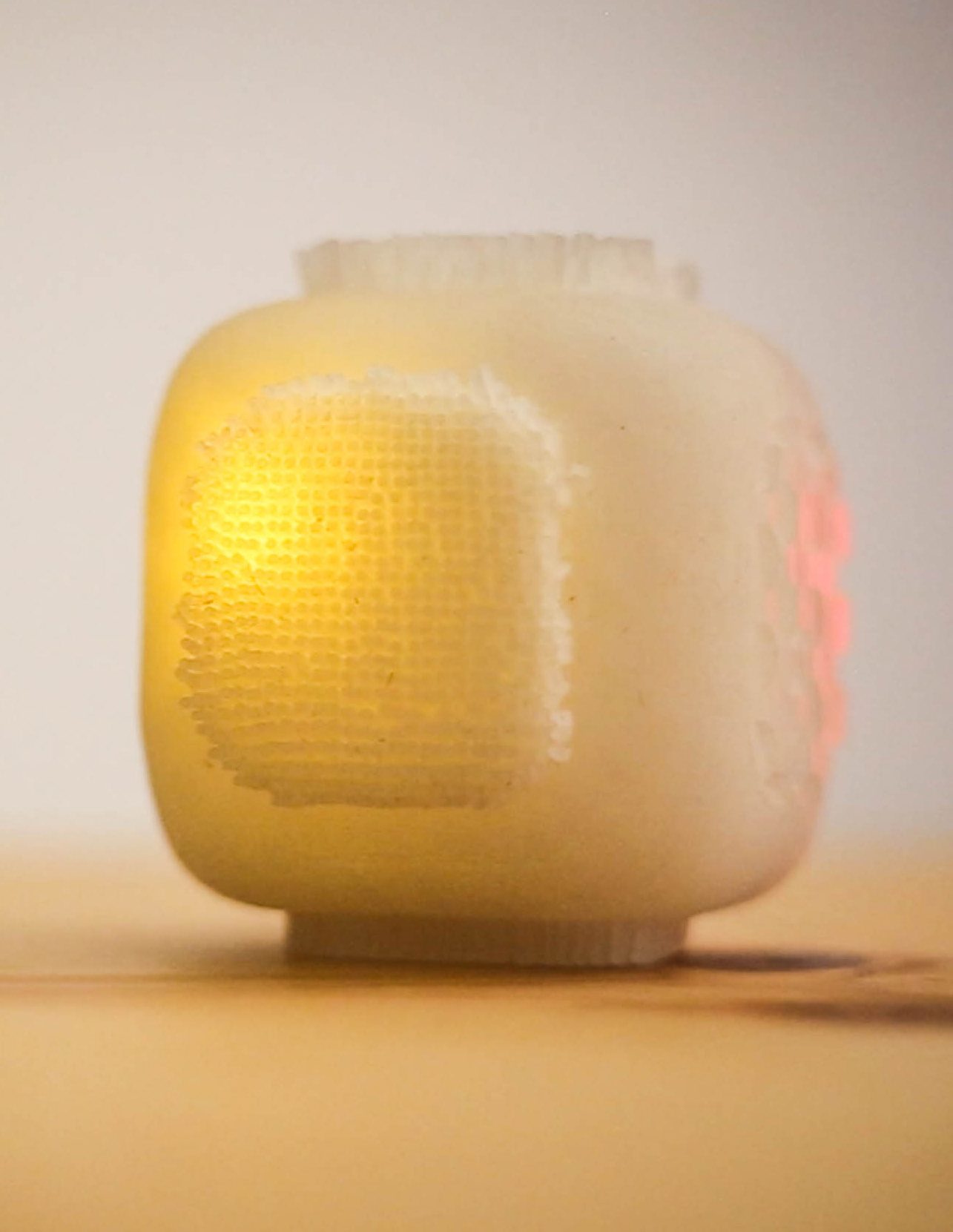 KUBE glowing translucent cube